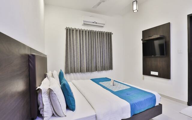 OYO 3243 Hotel Aditya Gir