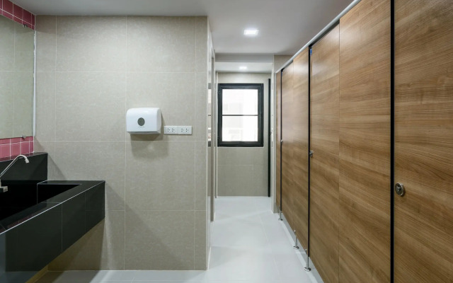 Travelier Hostel