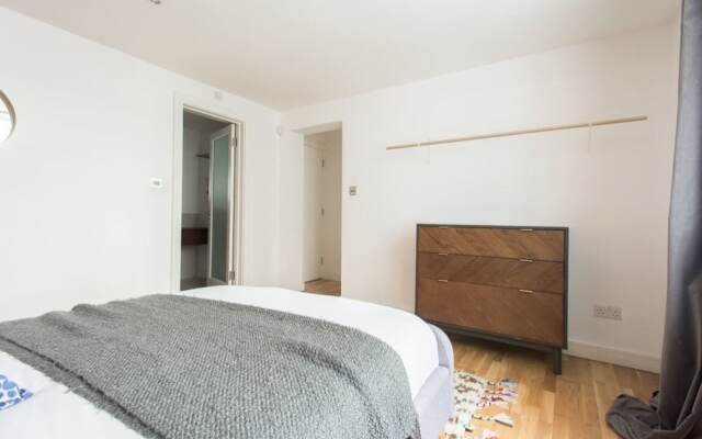 The Paddington Maisonette - Trendy 2bdr Home in Paddington