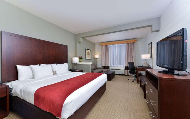 Comfort Suites Airport Tukwila Seattle