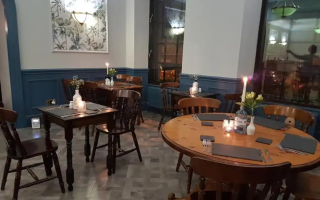 The Woodside Hotel, Aberdour. Exclusive Use