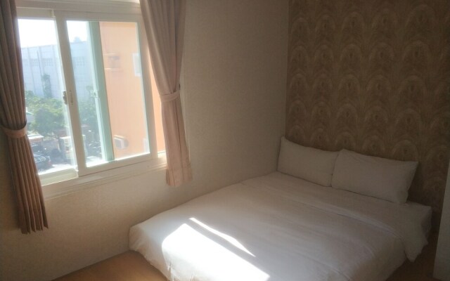 Kenting Ark Hotel