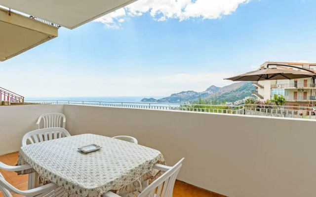 Sea-View Holiday Home in Letojanni with Garden