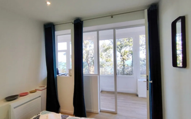 Superb Villa With sea View Near the Beach