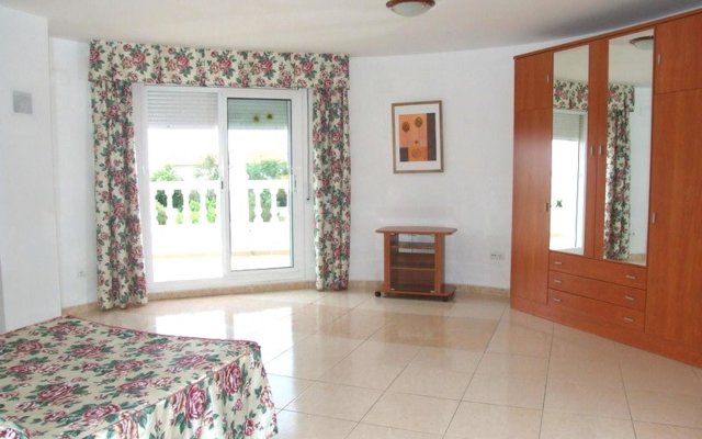 House With 5 Bedrooms in Costa del Zefir, With Wonderful sea View, Pri