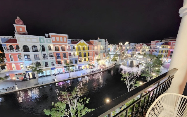 Riverside Mini Hotel Grand World