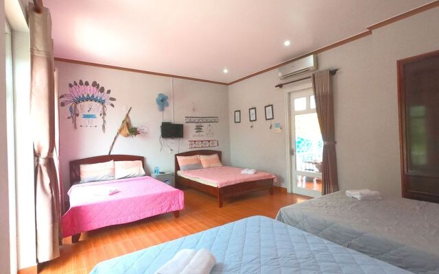 Goc Bien Homestay