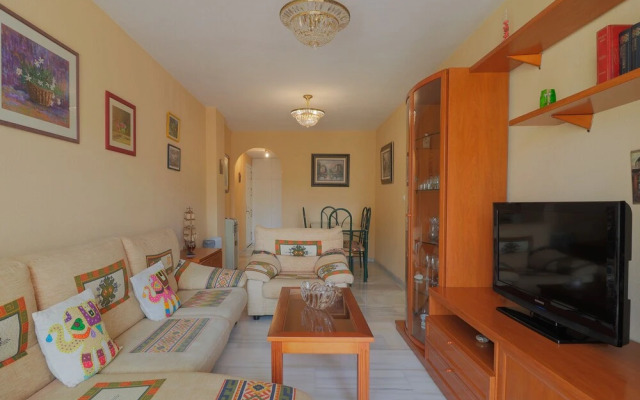 Nogalera 2 Bedroom Retro Apartment