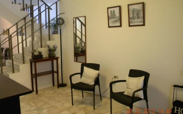 La Victoria Guest House