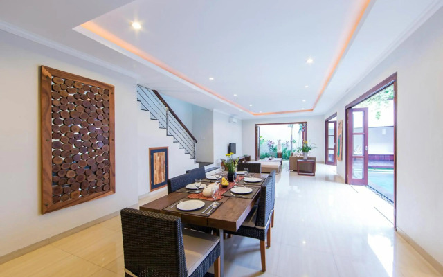 White Lotus Villas