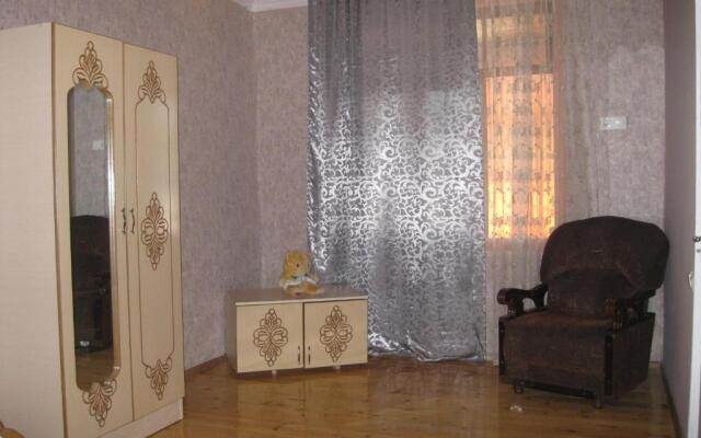 Guest House Latali