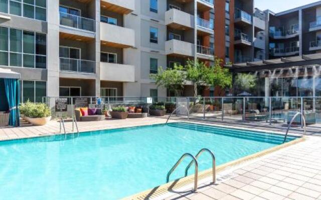 Stay Alfred at Broadstone Scottsdale Quarter