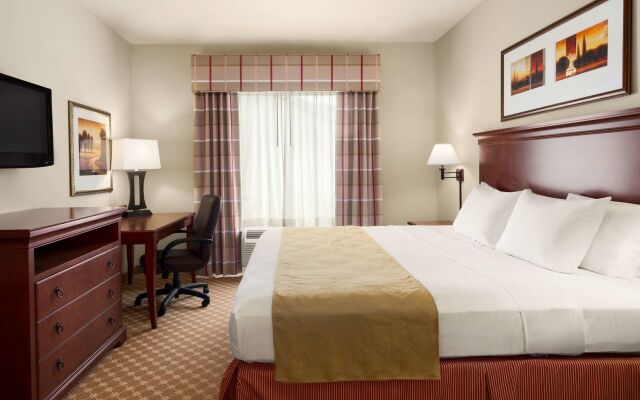 Country Inn & Suites by Radisson, Tifton, GA