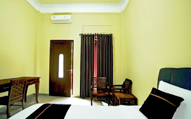 Hotel D'best Kutisari 6 Hour Stay