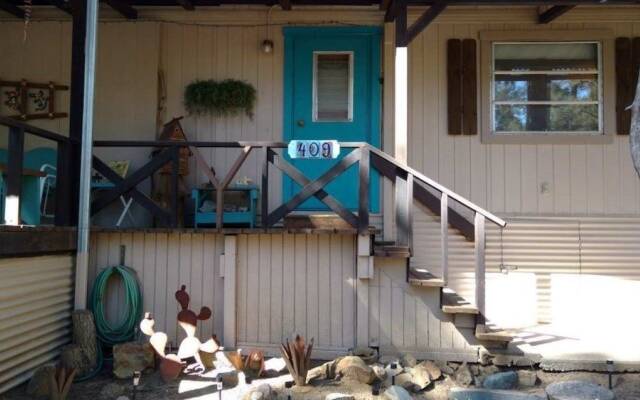 Rogers Roost - Three Bedroom Cabin