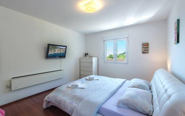 Awesome Home in Opatija With Wifi and 3 Bedrooms