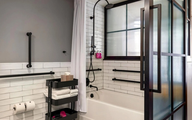 Moxy Washington DC Downtown