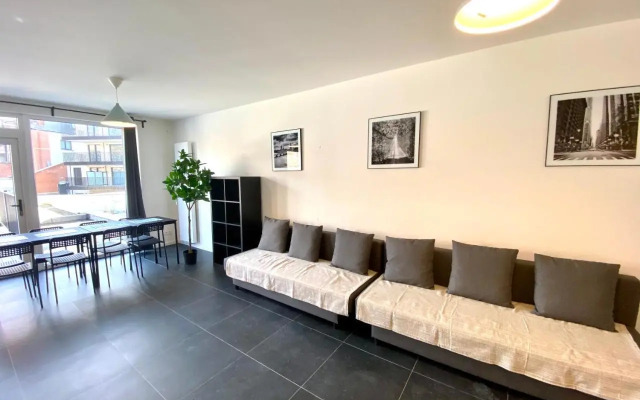 Isabel Apartments