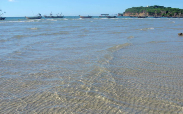 Beihai Weizhou Island Wanjiadenghuo Inn