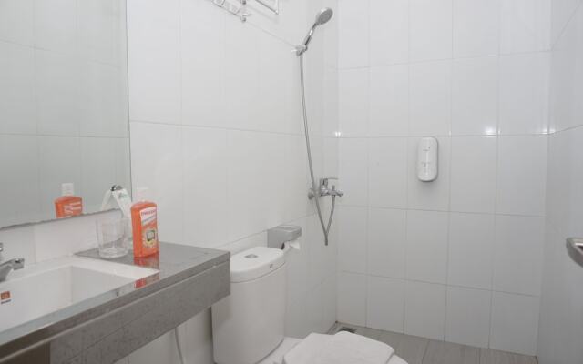 Cahaya 3 Hotel Near Juanda Airport