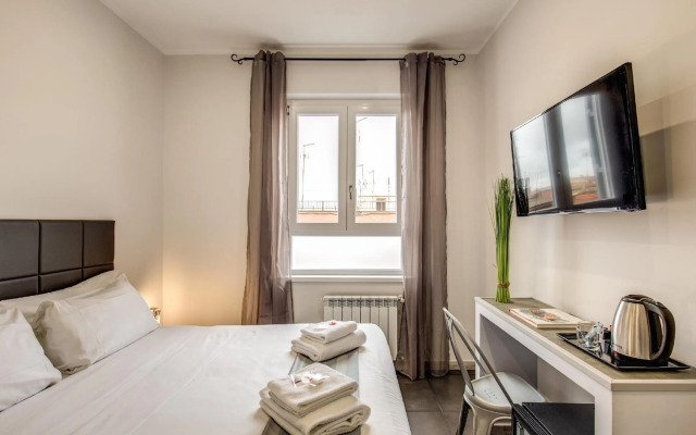 Floor 6 Boutique Rooms by DOT Suites