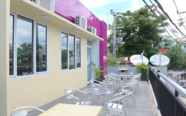 ZEN Rooms Mataram Airlangga