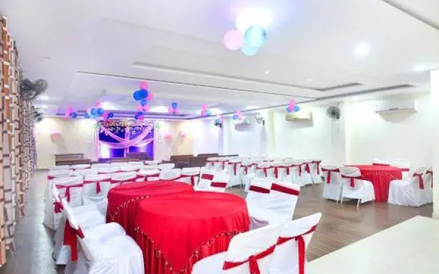 Hotel Blu Hill by OYO Rooms
