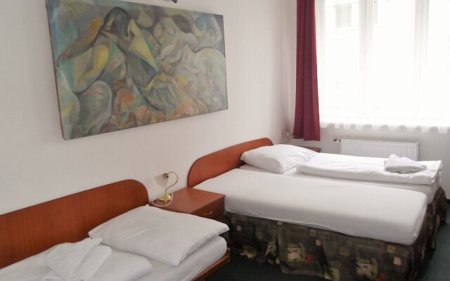 Elen's Hotel Arlington Prague