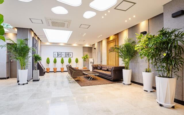 Noble Stay Hotel