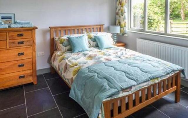 The Lodge, Lower Trefedw