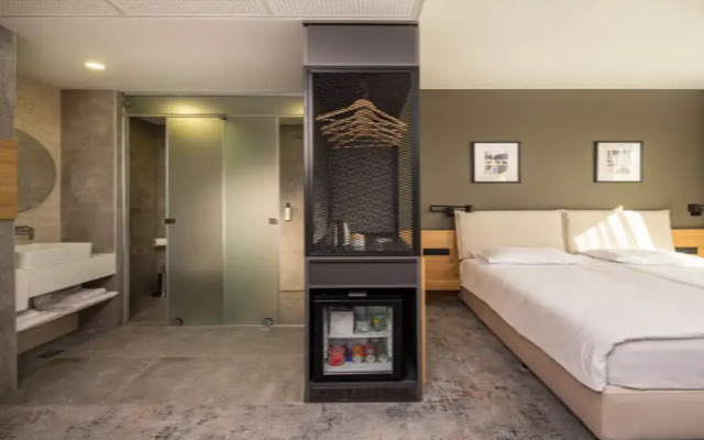 B1 Downtown Hotel