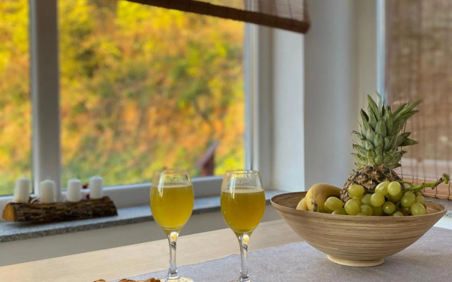 “Bear Hill” Apartments