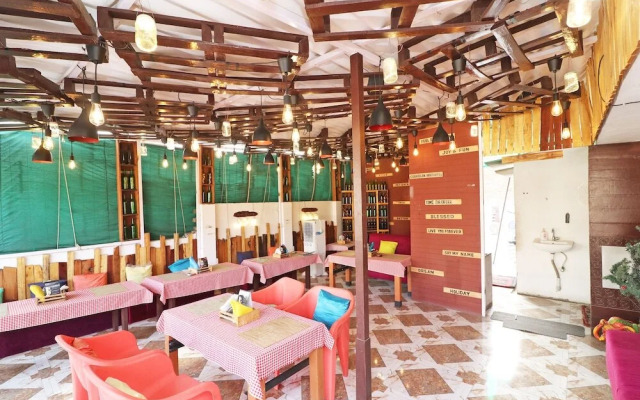 Hotel Aashiyanaa Palace by OYO Rooms