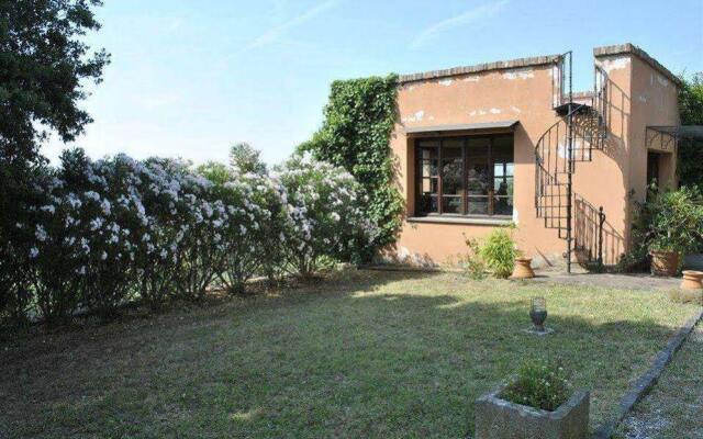 Agriturismo La Palazzina e Orchidea Bed&Breakfast