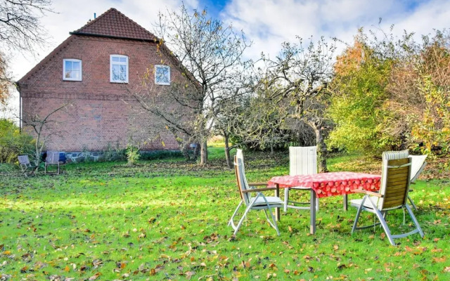 Gemuetliches Apartment in Behmkenhagen mit Terrasse