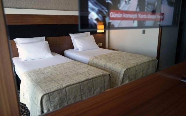 Derici Hotel