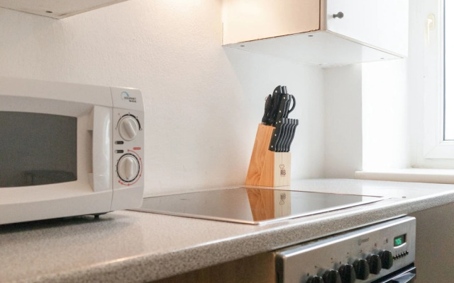 Central 3BR shared Apt. Near Rennweg