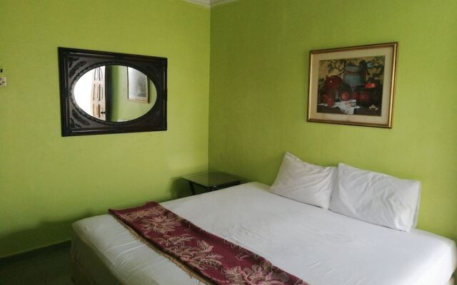 Oriental Riverside Guesthouse