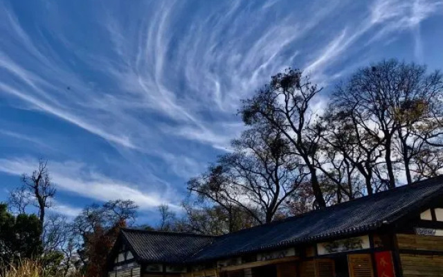 Putuoquan Hot Spring Resort