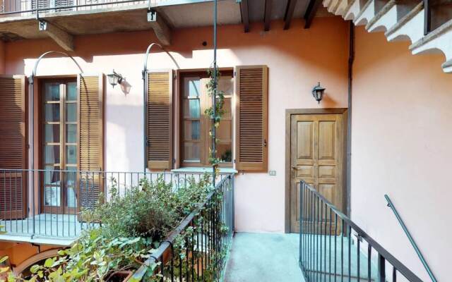 Fashion District Apartment