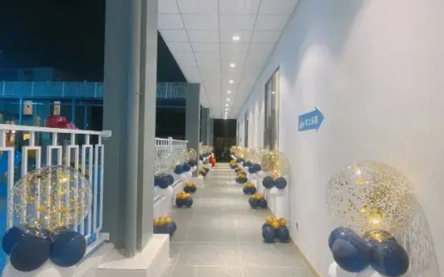 Jingchen Dongge Hotel