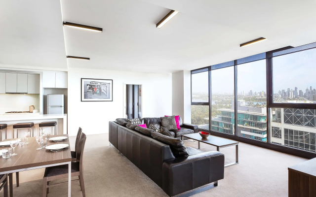 Oaks Melbourne St Kilda Road Hotel