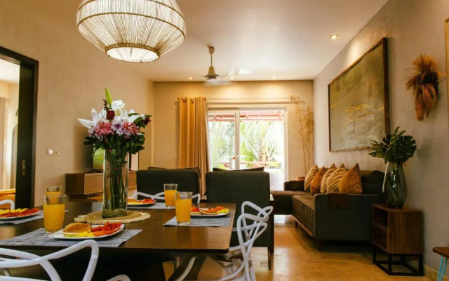 Pajaro de Fuego, Chelsea's Luxury Units