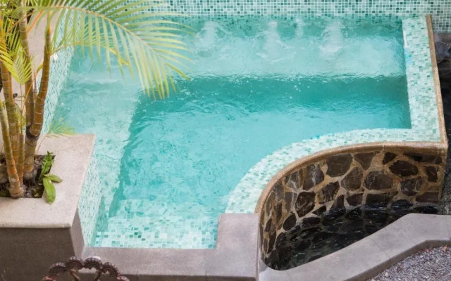 Rincón del Valle Hotel & Suites