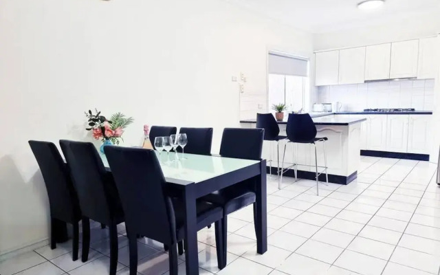Rosie House - Spacious Comfortable Home