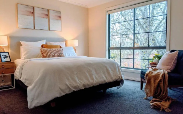 Lux Central 3BR - outdoor spa