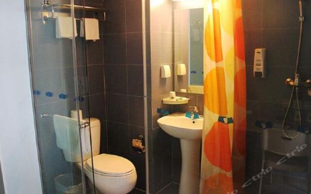 Bestay Hotel Express Urumqi East Nanhu Road