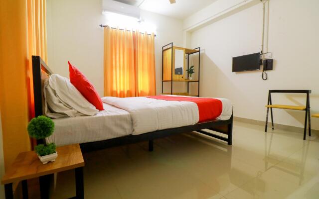 OYO 41382 Sky View Residency