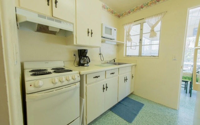 Whispering Waves East