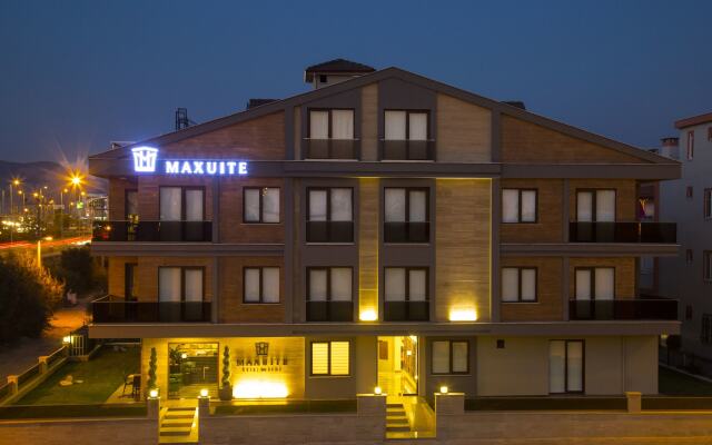 Maxuite Hotel in Home